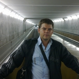 Не агрессивный парень, студент. Ищу девушку/женщину для секса в